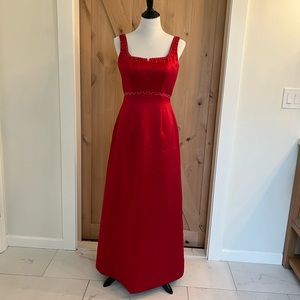 Vintage B2 Red Full length Empire waist Formal dress Size 12